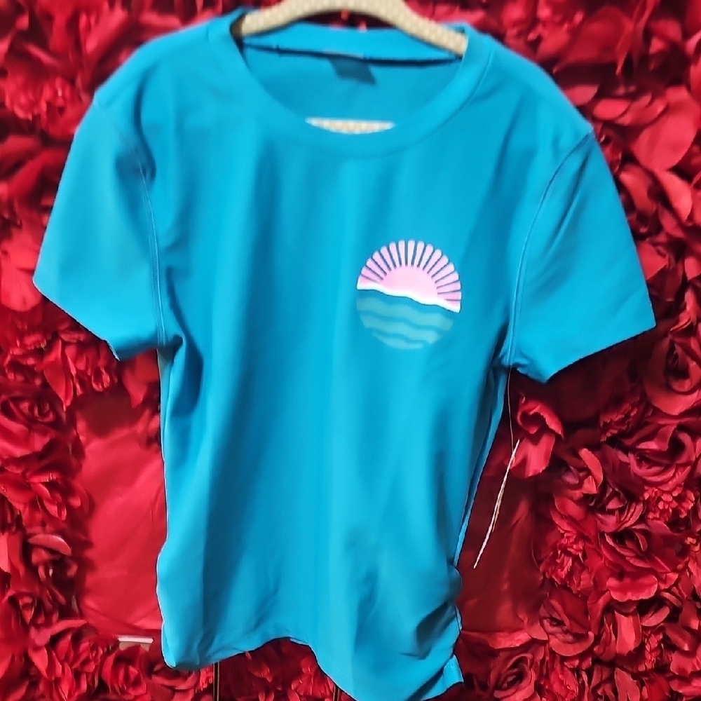 Old Navy NWT  Aqua Kids Swim Shirt Sun Design Size Medium